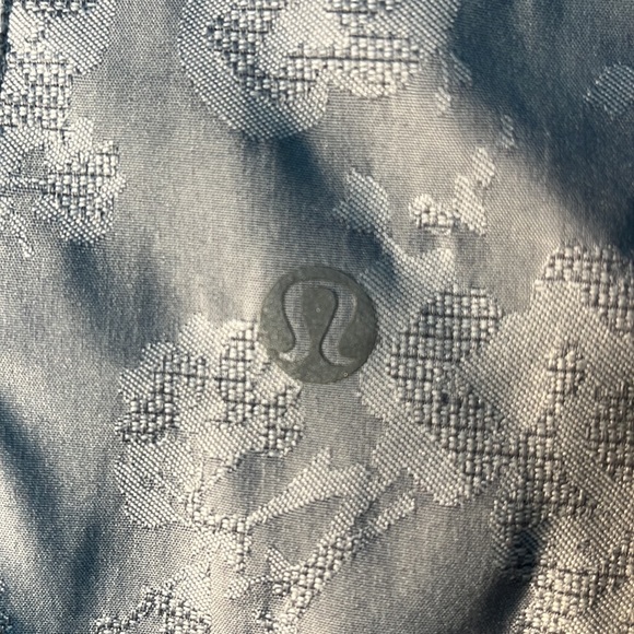 Lululemon Jacket - Picture 4 of 6